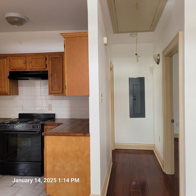 Building Photo - 1911 Ricouard Rd