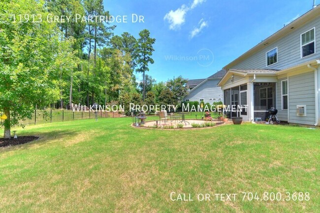 Building Photo - Gorgeous 4Bd/4.5Bth Upscale Executive Home...