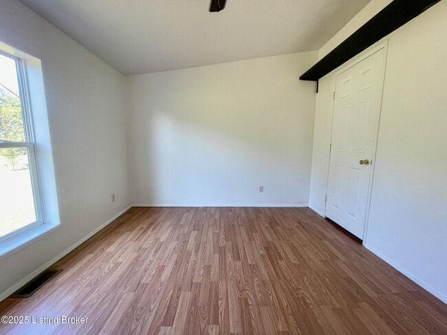 Building Photo - 7413 Westbrook Dr