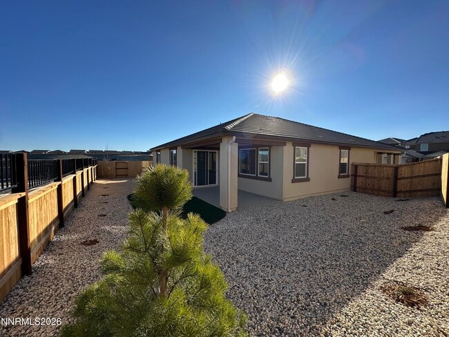 Building Photo - 6882 Pilot Peak Rd