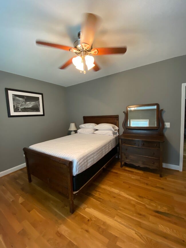 Building Photo - 149 Bowen Farm Rd