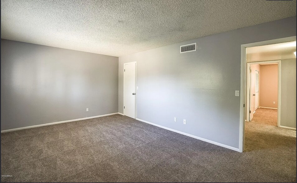 Building Photo - 4601 N 21st Ave