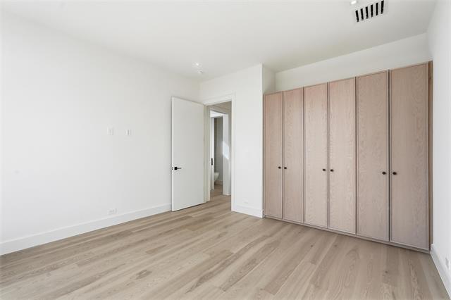 Building Photo - 6803 Tyree St