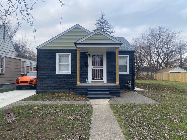 Primary Photo - 8435 Westwood St