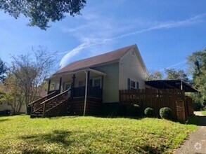 Building Photo - Move-in ready!