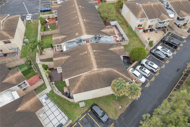 Building Photo - 4540 NW 79th Ave