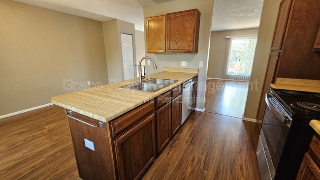 Building Photo - 3234 S Dudley St