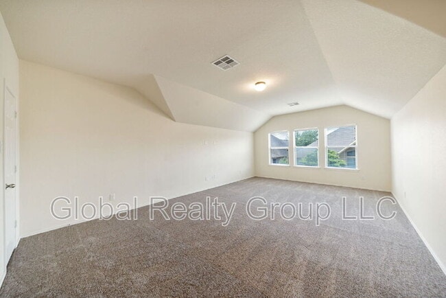 Building Photo - 2118 Pecan Haven