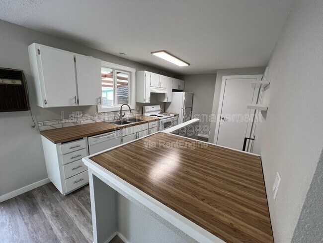 Building Photo - 3412 Belmont Rd