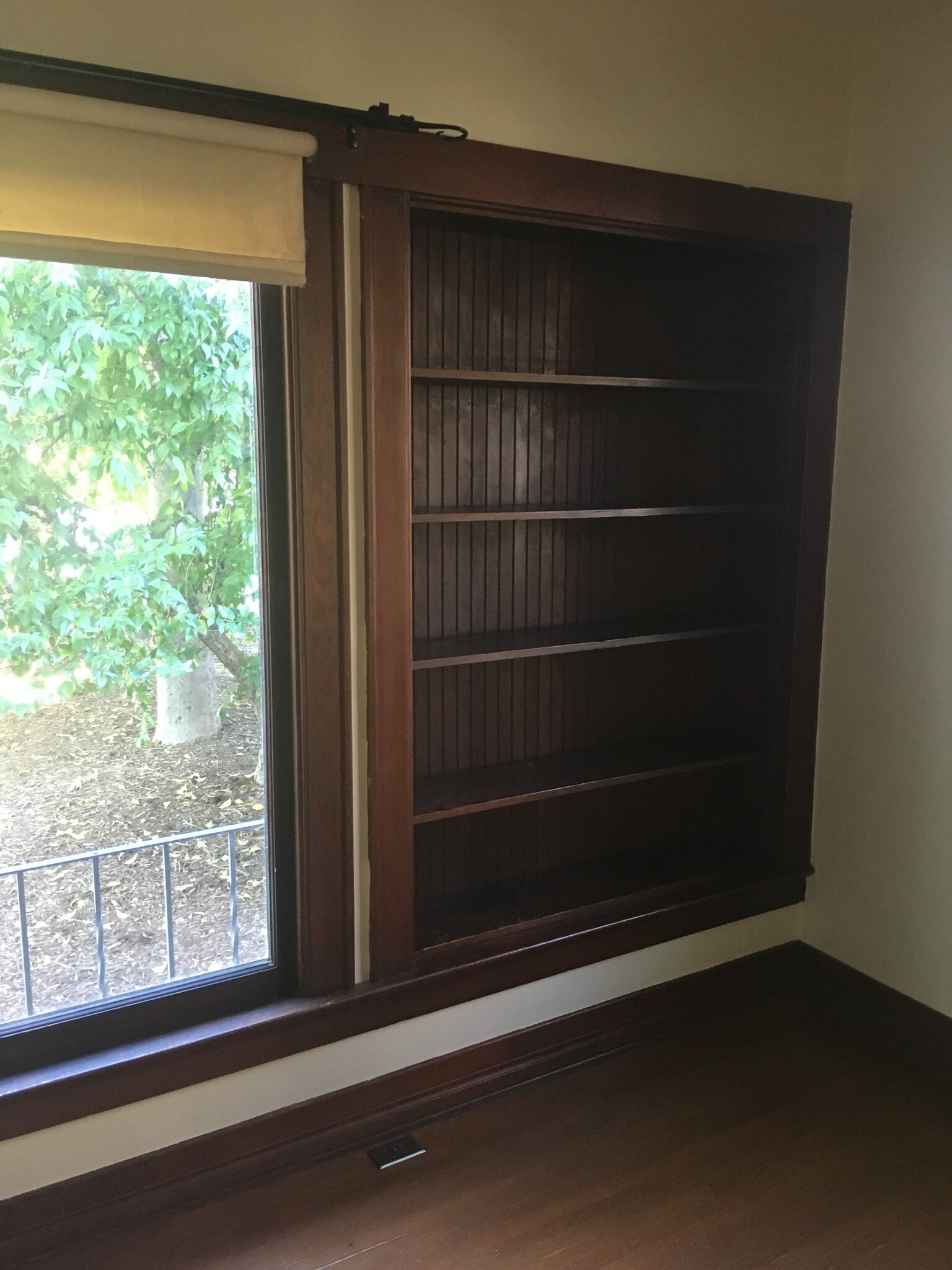 LR bookshelves - 862 Allen Ave