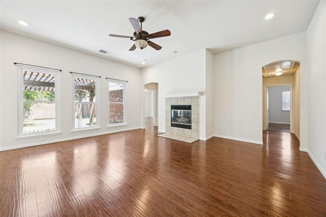 Building Photo - 7806 Albany Dr