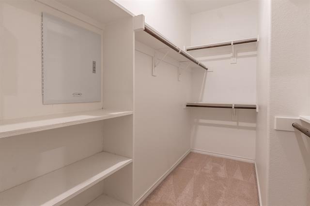 Building Photo - 9820 Diamondback Ln