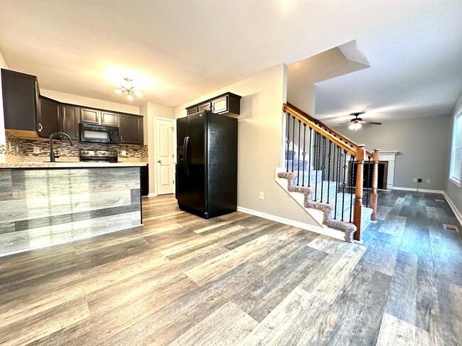 Building Photo - 1192 Meachem Dr