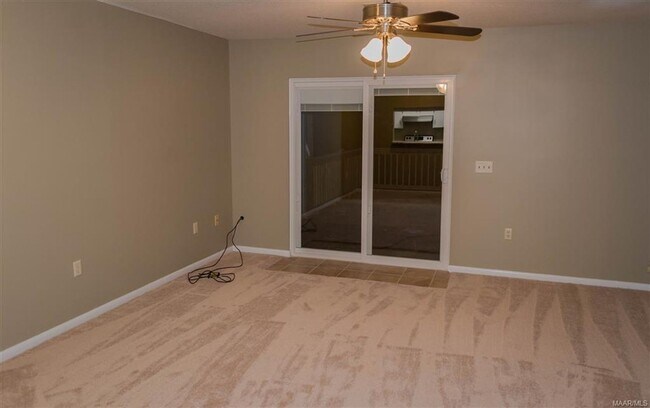 Building Photo - 131 Candlebrook Dr