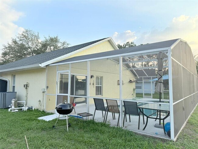 Building Photo - 16425 Golden Eagle Blvd