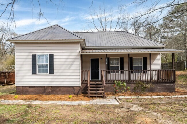 Primary Photo - Super Cute & Super Clean 2-Bedroom Home in...