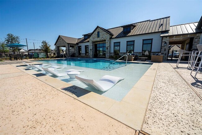Building Photo - 15107 Sparrows Nest Ln
