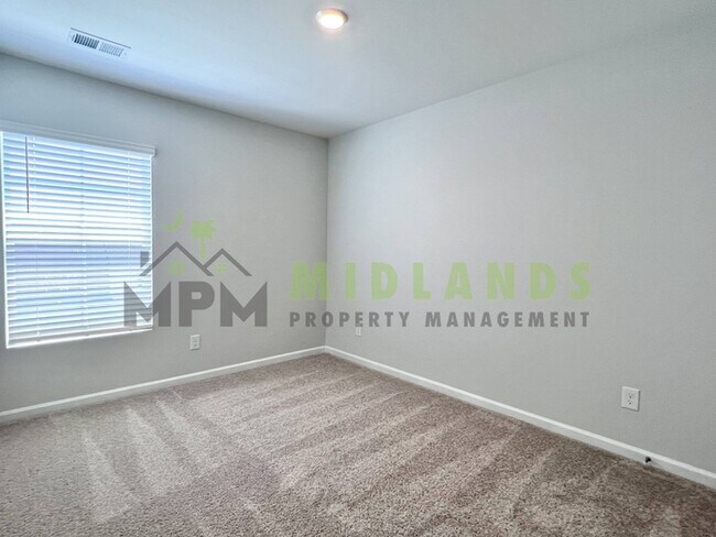 Building Photo - 3068 Harborview Dr