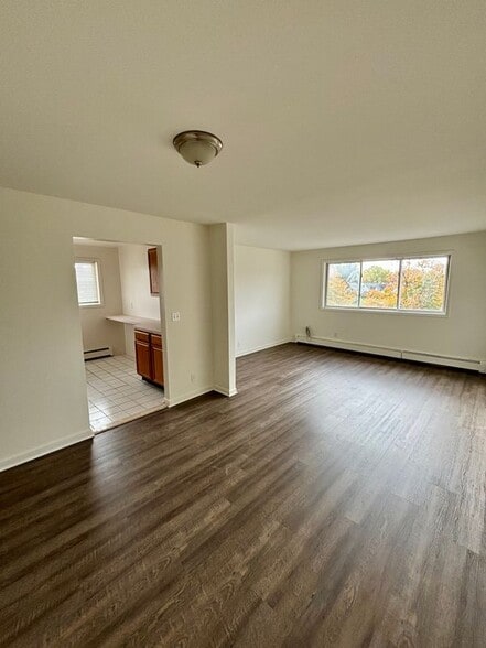 Primary Photo - 776 Millersport Hwy