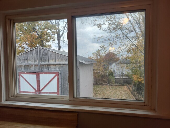 Building Photo - 145 21st St NW