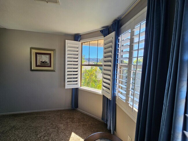 Building Photo - 6843 S 26th St