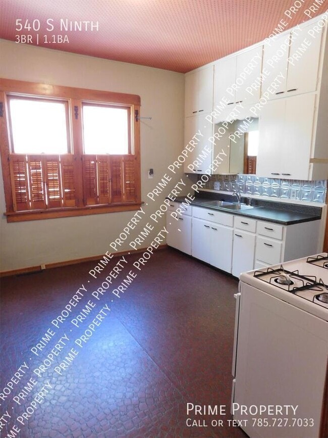 Building Photo - 540 S Ninth-