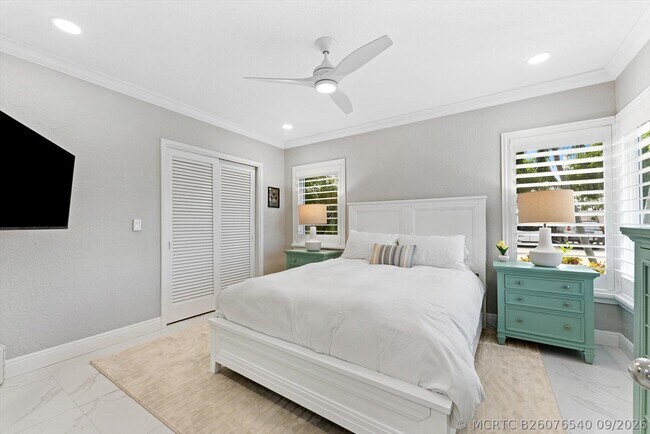 Building Photo - 990 Casuarina Rd
