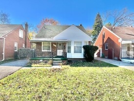 Building Photo - 20211 Gilchrist St