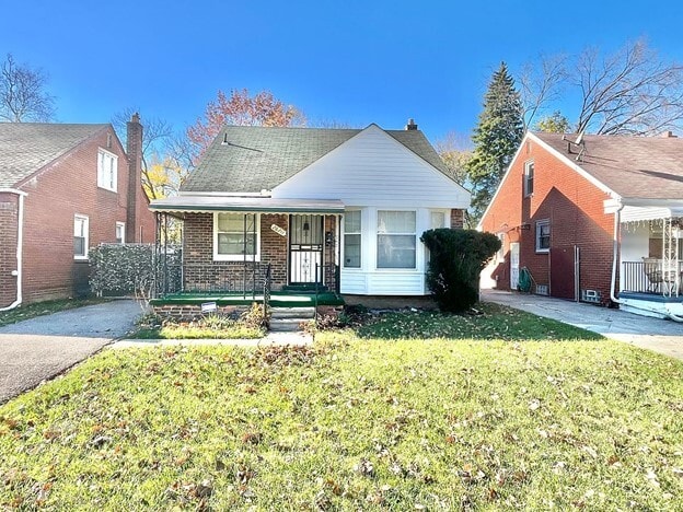 Primary Photo - 20211 Gilchrist St