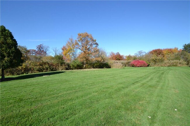 Building Photo - 49 Sea Breeze Ln