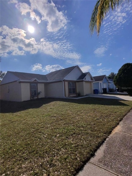 Building Photo - 1912 Crown Park Dr