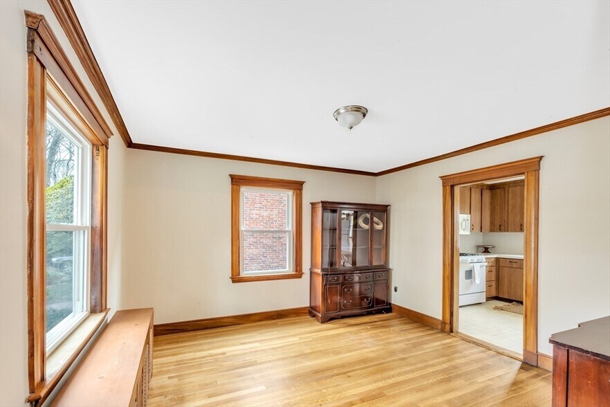 Building Photo - 55 Arborough Rd
