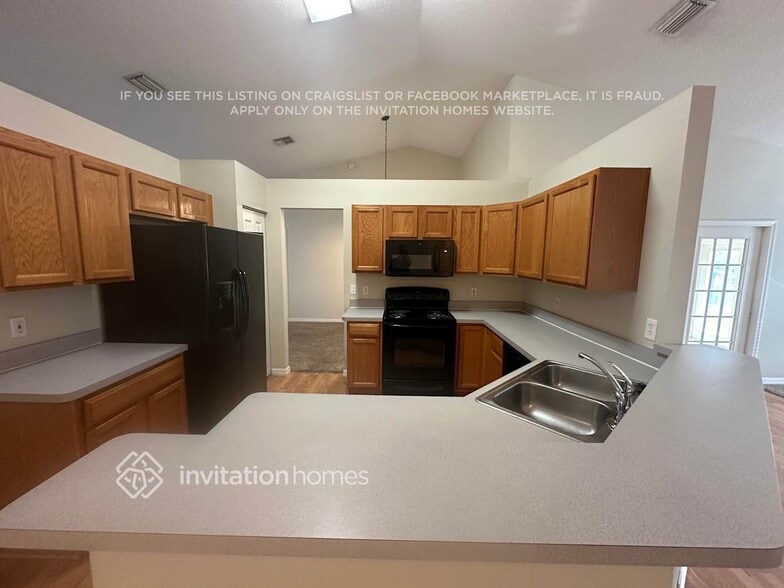 Building Photo - 1218 Nixonton St