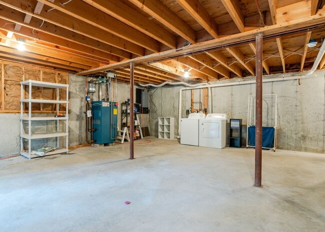 Building Photo - Charming 3BR/ 1.5BA South Portland Residence
