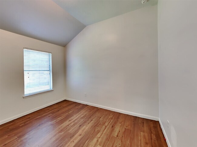 Building Photo - 2322 Steep Pine Tr