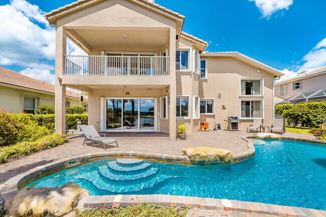 Building Photo - 4600 Mariners Cove Dr