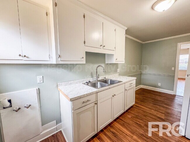 Building Photo - 113 Stancill Dr