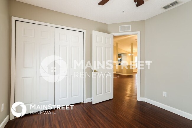Building Photo - 8281 Maple St