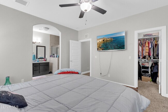 Building Photo - 412 Beech Tree Dr
