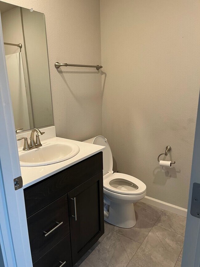 Building Photo - 12019 SE High Creek Rd