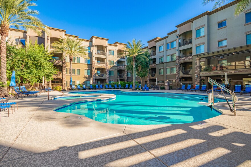 Building Photo - 5450 E Deer Valley Dr