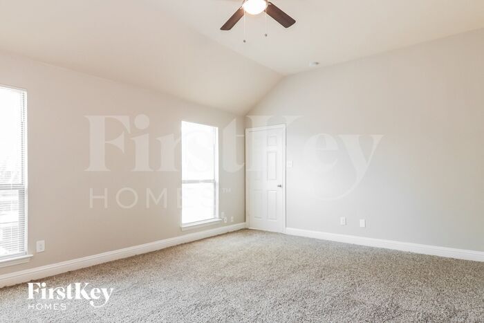 Building Photo - 15642 Gatsby Ln