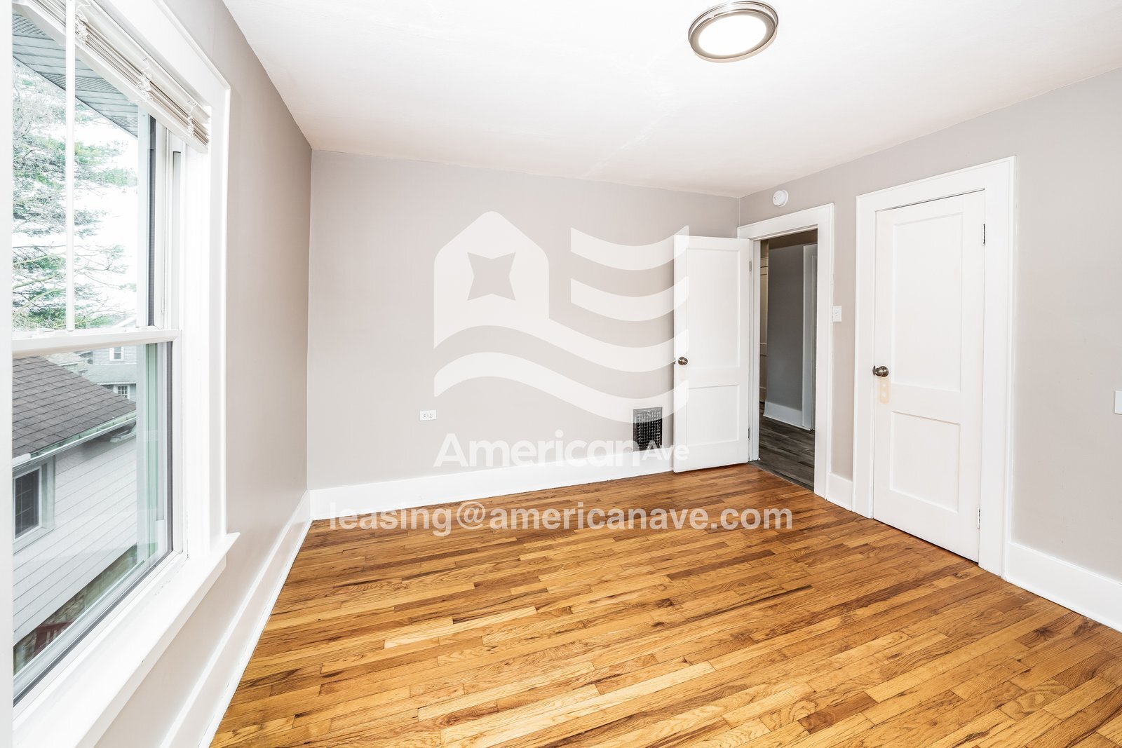 Building Photo - 134 Maplehurst Ave