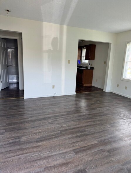 Building Photo - 4290 OH-601