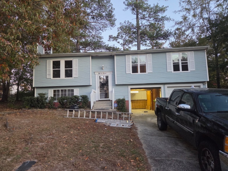 Primary Photo - 216 Seton Hall Dr