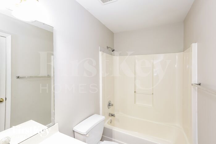 Building Photo - 6713 Rain Creek Way