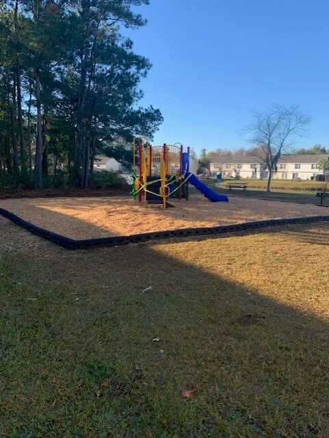 Building Photo - 1107 Fords Pointe Cir