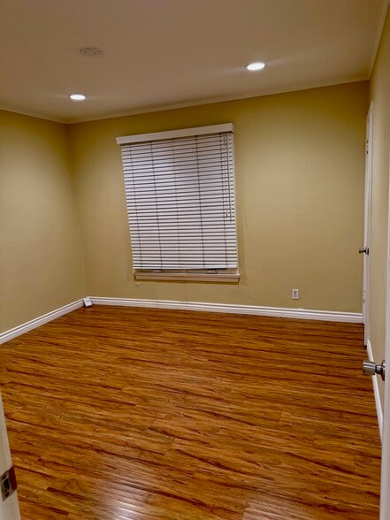 Building Photo - 1228 S Highland Ave