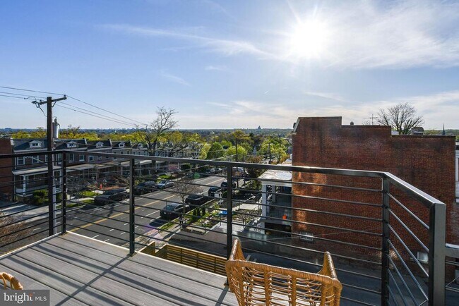 Building Photo - 4202 3rd St NW