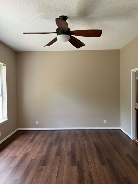 Building Photo - 610 Victoria Hills Dr